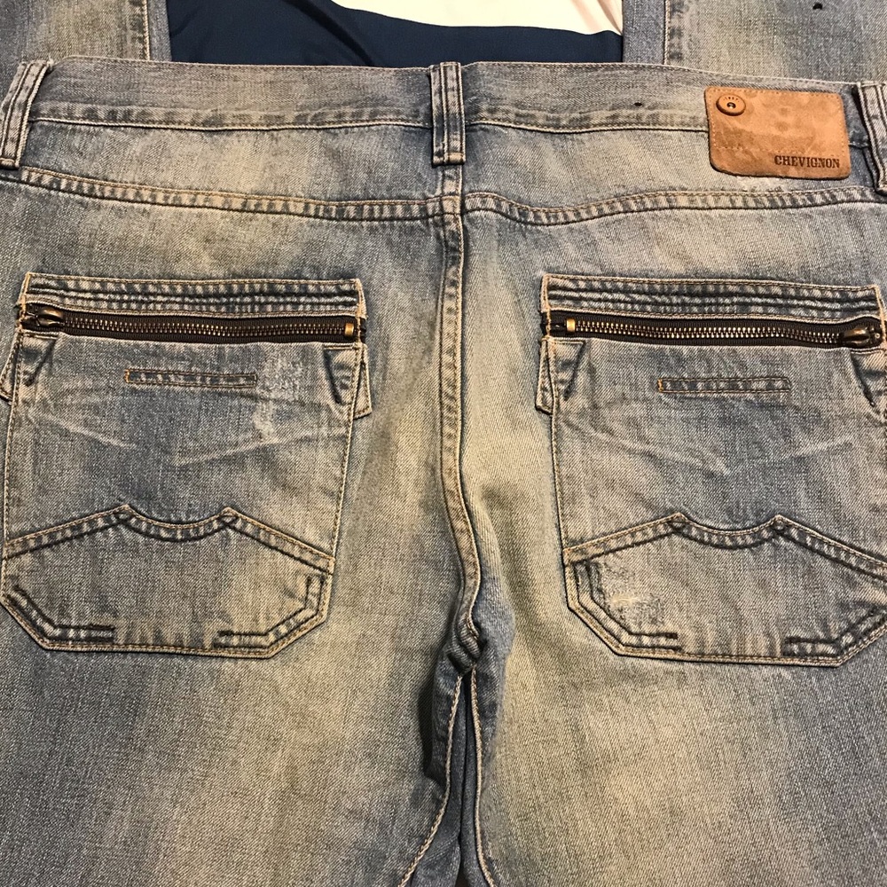 Men’s Chevignon Jean